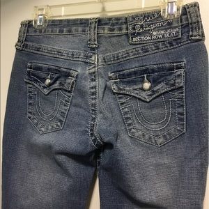 TRUE RELIGION Jean-Cursive Signature-Rhinestone-24